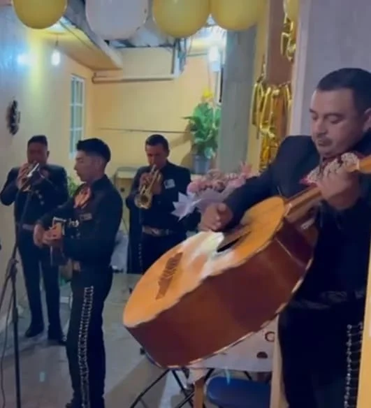 Mariachi Nuevo México en evento